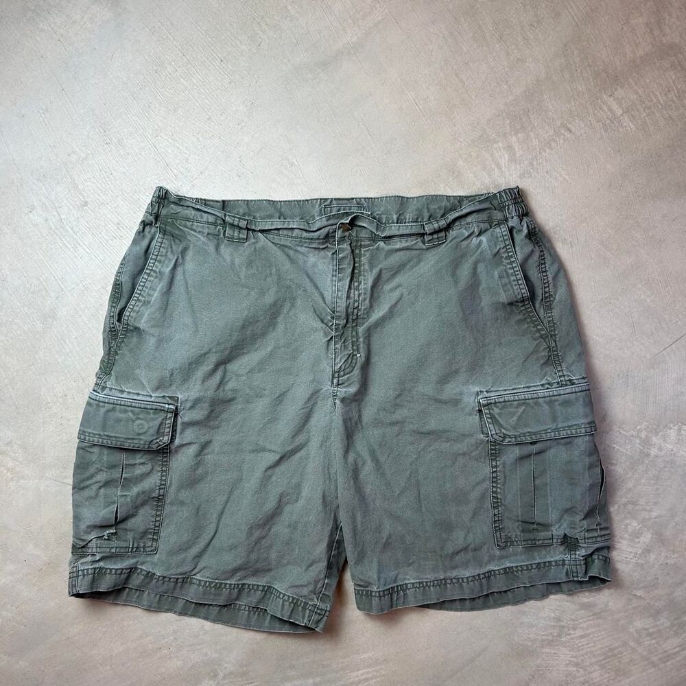 Llbean Men's Green and Khaki Shorts